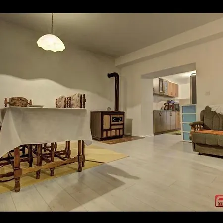 Apartman Apartment *